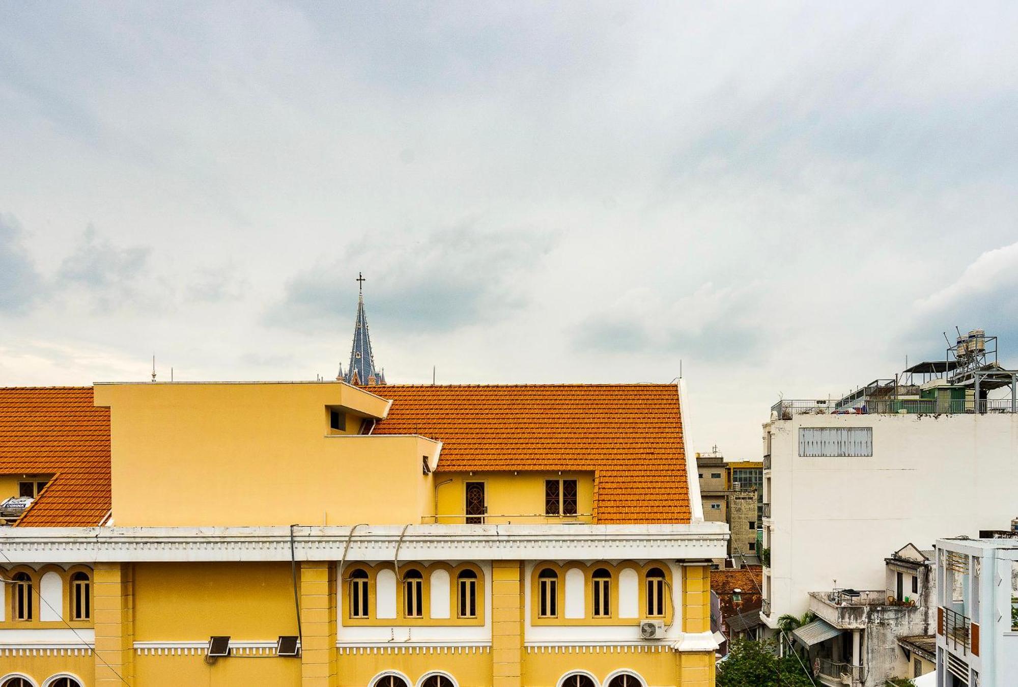 Hemtouch House Hotel Ho Chi Minh-stad Buitenkant foto