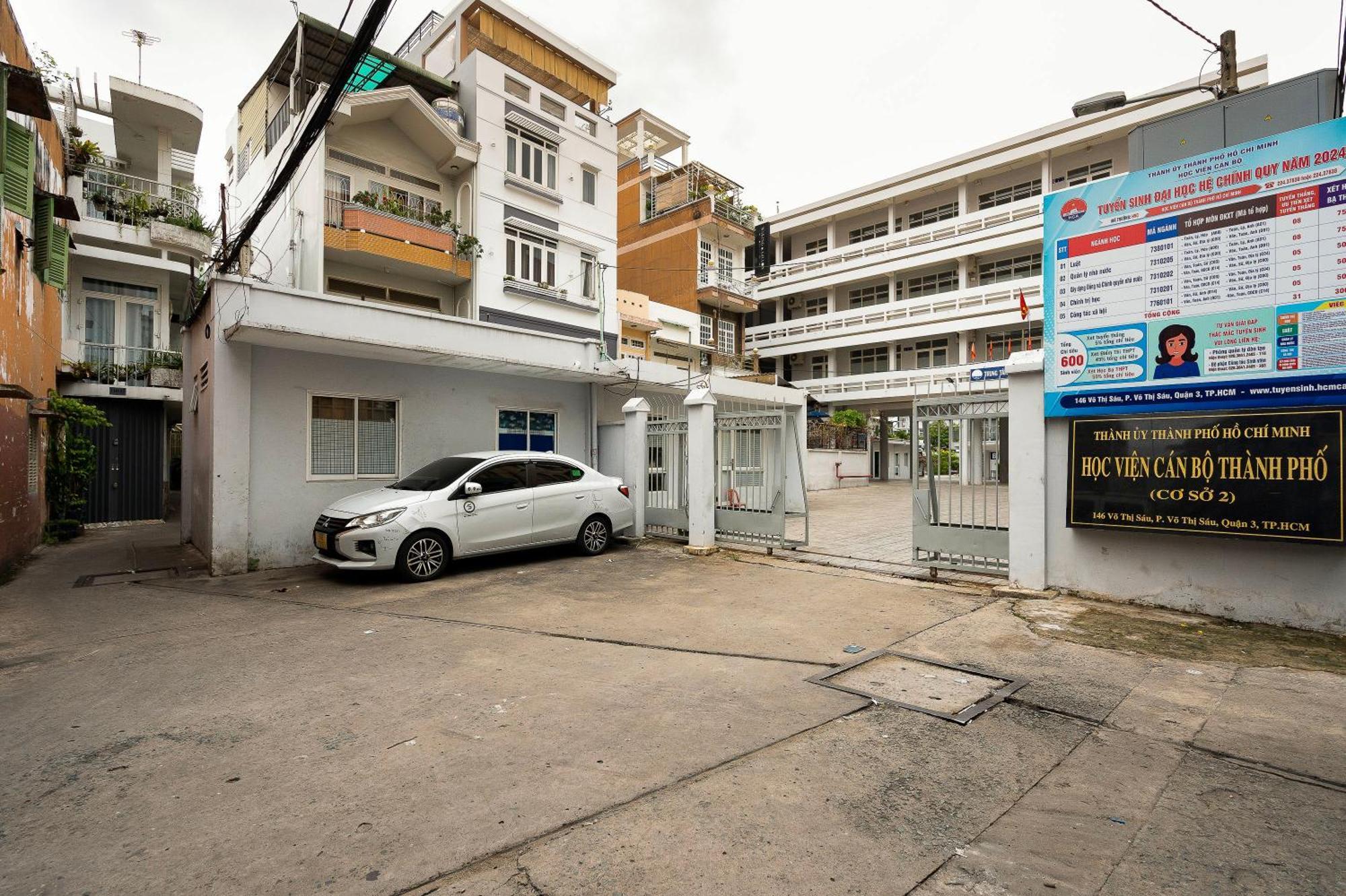 Hemtouch House Hotel Ho Chi Minh-stad Buitenkant foto